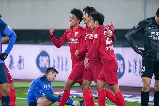 跆拳道半决赛焦点战:荆楚雄狮队大胜雪域雷豹队,外线火力全开。赛后更衣室沸腾(2024全国跆拳道锦标赛第四站直播) 跆拳道半决赛焦点战:荆楚雄狮队大胜雪域雷豹队,外线火力全开。赛后更衣室沸腾(2024全国跆拳道锦标赛第四站直播)