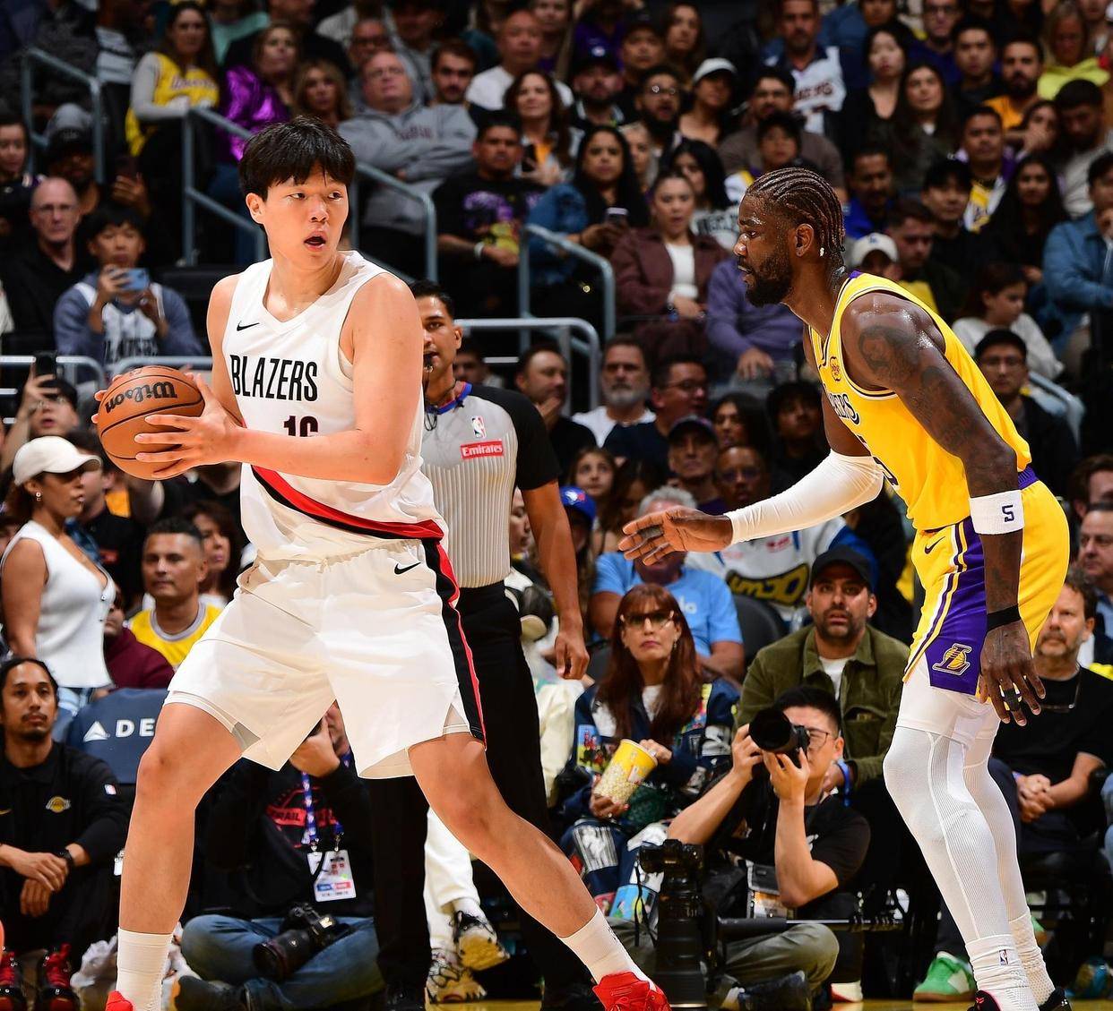  今夜波尔图备战CBA常规赛；造点机会细节曝光；话题不断；阵容厚度经受考验