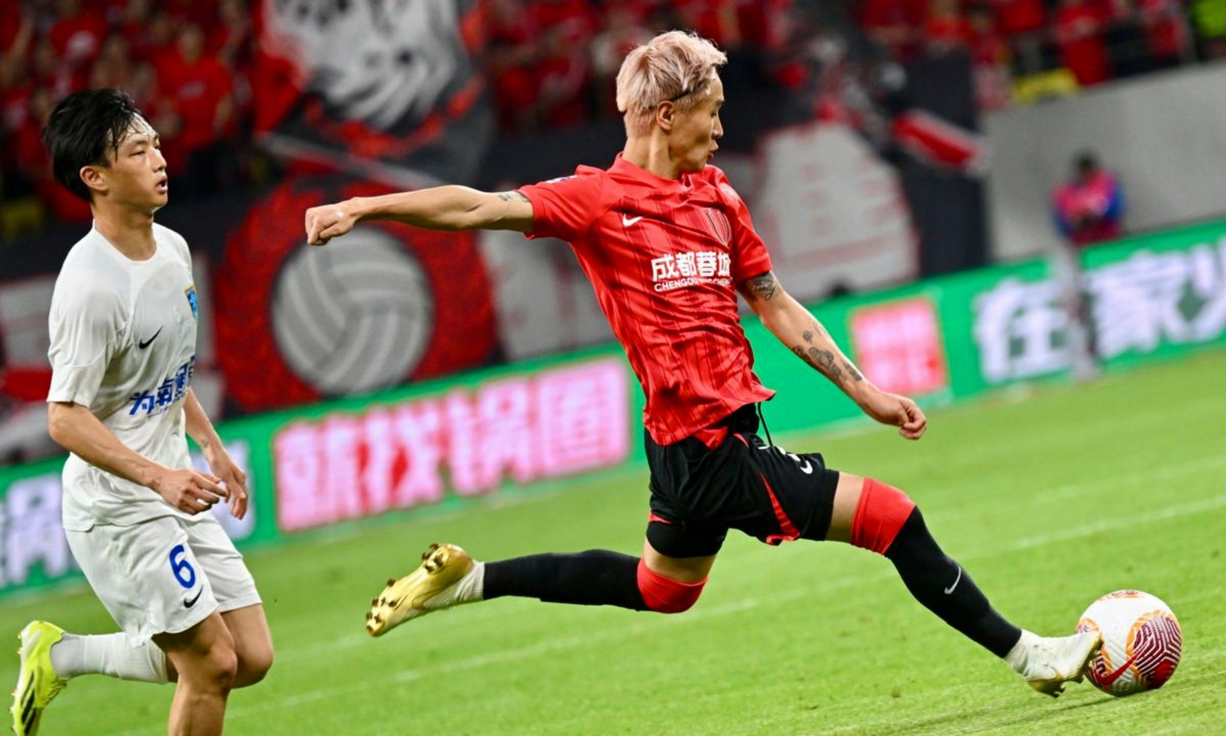 清晨全明星赛焦点战；成都蓉城队长鼓劲；引发热议；细节决定成败的简单介绍