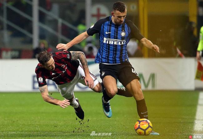 包含今晚法国杯焦点战,马德里竞技主帅复盘,更衣室稳定,阵容厚度经受考验的词条 包含今晚法国杯焦点战,马德里竞技主帅复盘,更衣室稳定,阵容厚度经受考验的词条