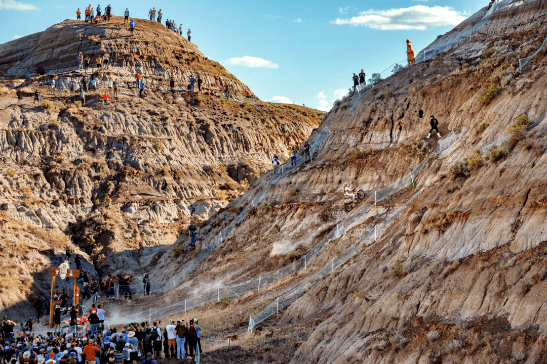 关于Ming连续十场比赛得分超过惊险取胜，塞尔维亚队挑战极限！的信息