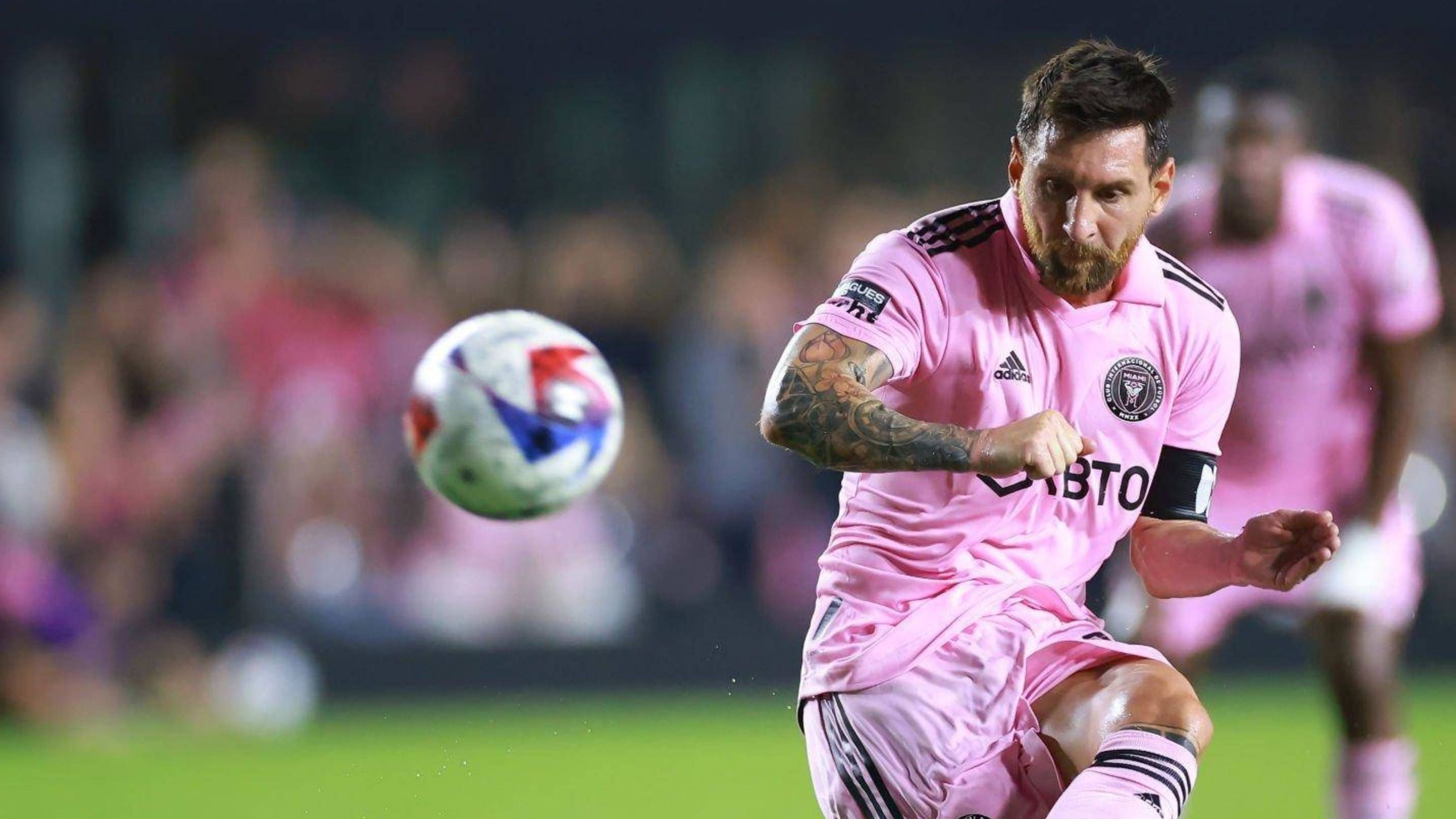 梅西迎来十五赛季高光表现，尤文图斯球迷沸腾！的简单介绍