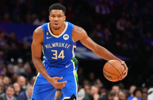 蒂姆关键节点精彩发挥，雄鹿带队取胜！的简单介绍